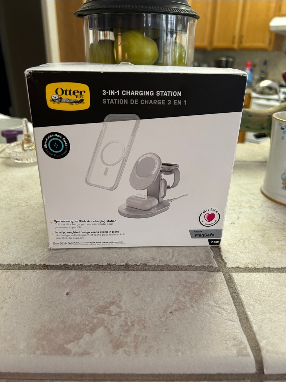OtterBox 3-in-1 MagSafe Charging Station - Silver